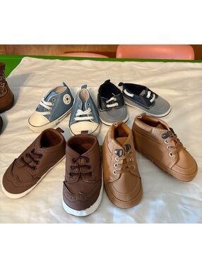 Baby shoes sizes 6 to 9months 2 and 3